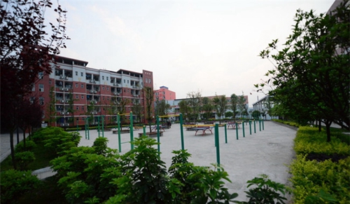 瀘縣建筑職業(yè)中專學(xué)校(瀘縣建校)圖片、照片