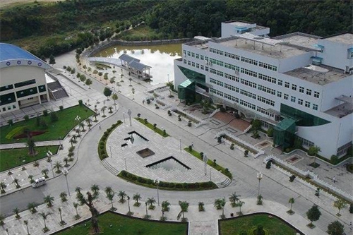 四川省攀枝花衛(wèi)生學(xué)校圖片、照片