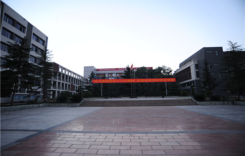 重慶市九龍坡職業(yè)教育中心圖片、照片