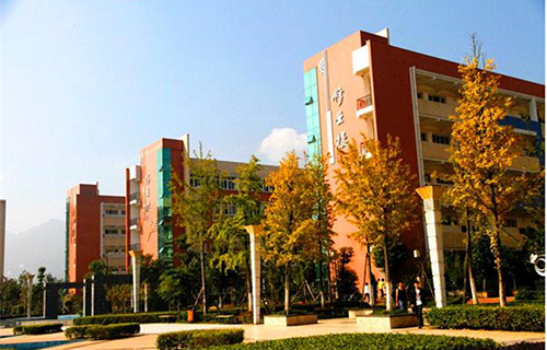 重慶市南川隆化職業(yè)中學校圖片、照片