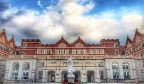 四川西南航空職業(yè)學院學校環(huán)境實拍圖片