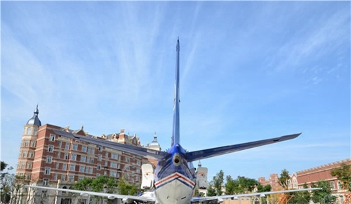 四川西南航空職業(yè)學(xué)院實訓(xùn)設(shè)備波音737-300飛機