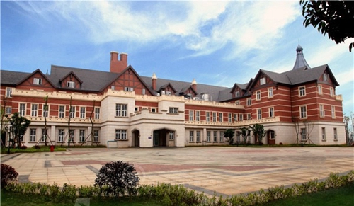 四川西南航空職業(yè)學院學生食堂外景