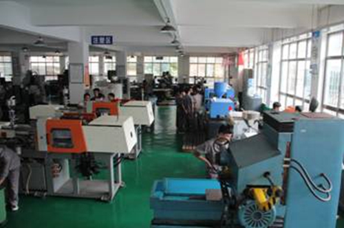貴州電子信息技師學院(貴州電子信息高級技工學校)國家級重點專業(yè)：模具設計與制造中心專業(yè)介紹