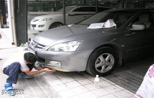 貴陽(yáng)汽車(chē)工業(yè)技術(shù)學(xué)校實(shí)習(xí)花絮1