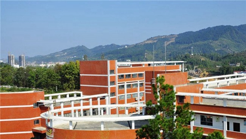 湄潭縣中等職業(yè)學(xué)校校園景色2