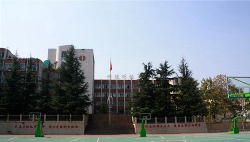 貴陽經(jīng)濟(jì)貿(mào)易中等專業(yè)學(xué)校西校區(qū)教學(xué)樓