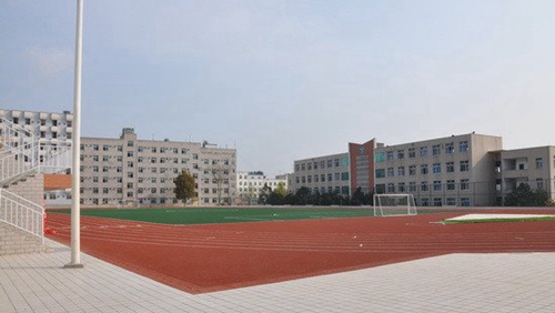 貴州省電子工業(yè)學(xué)校（貴州省機電技工學(xué)校）新建足球場4