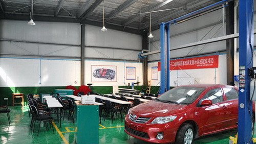 貴州省電子工業(yè)學(xué)校（貴州省國防科技工業(yè)學(xué)校）汽車應(yīng)用系實訓(xùn)室2