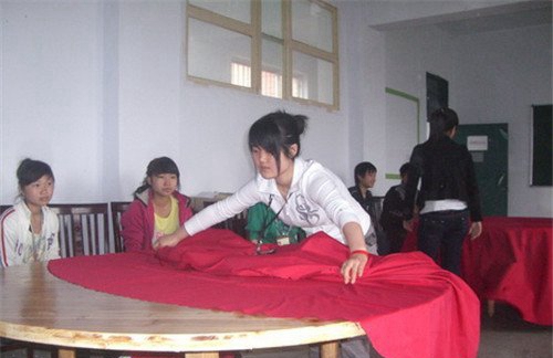 貴州省電子工業(yè)學(xué)校（貴州省國防科技工業(yè)學(xué)校）餐飲實訓(xùn)室