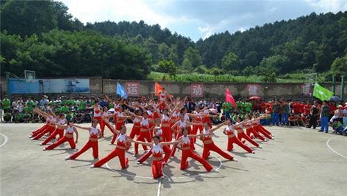 貴州鐵路技師學(xué)院(貴陽鐵路工程學(xué)校、貴陽鐵路高級技工學(xué)校)健美操比賽