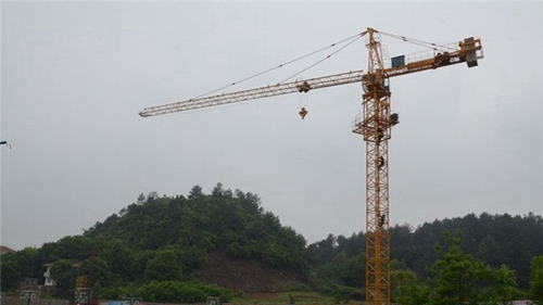 貴州鐵路技師學(xué)院(貴陽鐵路工程學(xué)校、貴陽鐵路高級技工學(xué)校)塔吊特種作業(yè)考試