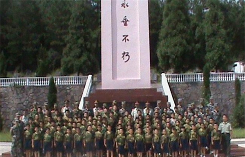 黔東南州國防學(xué)校紀(jì)念烈士