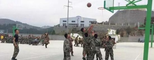 貴州國(guó)防軍事職業(yè)學(xué)校( 貴陽(yáng)國(guó)防軍校)迎新杯籃球賽