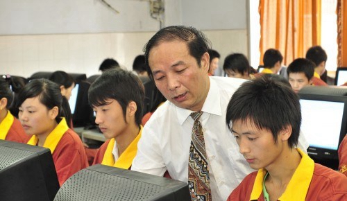 四川達(dá)州市高級(jí)技工學(xué)校電子商務(wù)