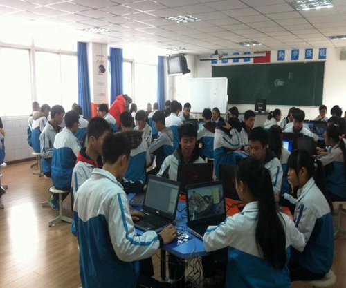 成都市洞子口職業(yè)高級(jí)中學(xué)（成都四十四中學(xué)）電子商務(wù)專業(yè)實(shí)訓(xùn)課