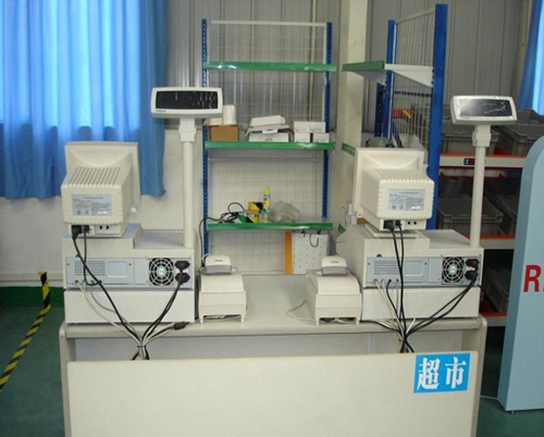 成都市洞子口職業(yè)高級(jí)中學(xué)（成都四十四中學(xué)）物流實(shí)訓(xùn)室-超市