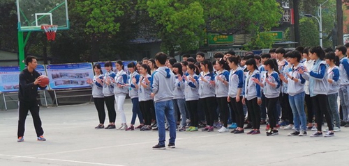 瀘縣建筑職業(yè)中專學校(瀘州建筑職業(yè)技術學校)籃球比賽