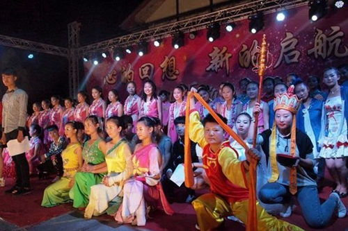 瀘州市天宇中等職業(yè)技術(shù)學(xué)校（天宇中專(zhuān)學(xué)校）文藝活動(dòng)