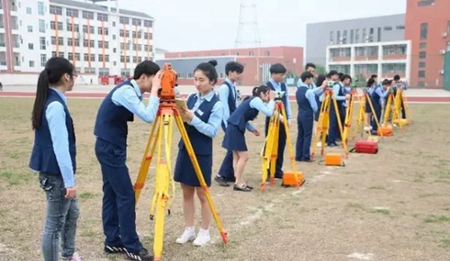 四川省綿陽職業(yè)技術(shù)學校建筑工程測量課