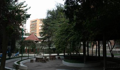 四川省達(dá)州中醫(yī)學(xué)校校園一角