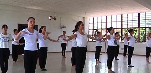 涼山民族師范學校（西昌師范學校）幼師專業(yè)形體課