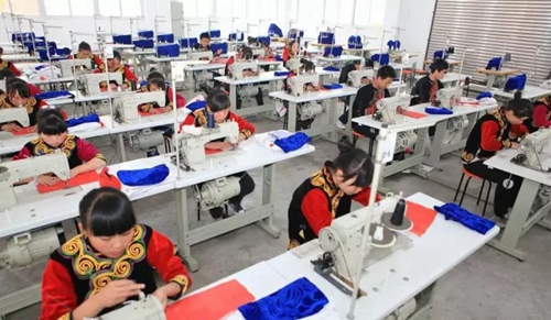 甘洛縣職業(yè)技術(shù)學(xué)校（甘職校）服裝設(shè)計與工藝實訓(xùn)室