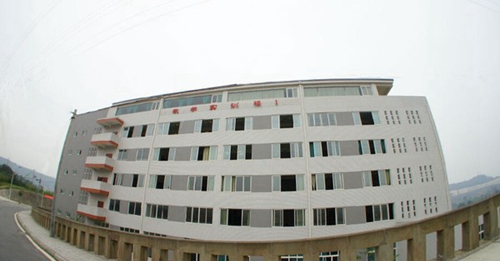 自貢市高級技工學(xué)校(自貢市職業(yè)培訓(xùn)學(xué)院)教學(xué)實訓(xùn)樓