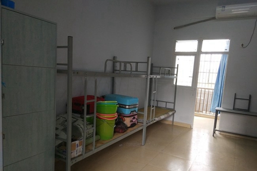南充技師學(xué)院建華校區(qū)寢室內(nèi)部