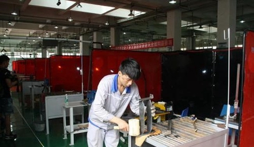 攀枝花技師學(xué)院(十九冶高級(jí)技工學(xué)校)建筑金屬構(gòu)造項(xiàng)目勇奪優(yōu)勝獎(jiǎng)