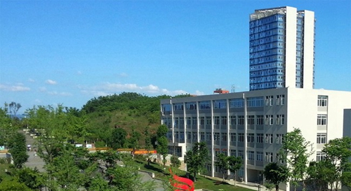 成都市工業(yè)職業(yè)技術(shù)學(xué)校辦公大樓