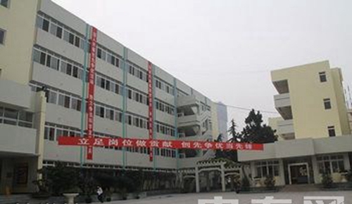 四川省成都市財(cái)貿(mào)職業(yè)高級(jí)中學(xué)校（成都財(cái)貿(mào)職中、財(cái)貿(mào)學(xué)校）教學(xué)樓