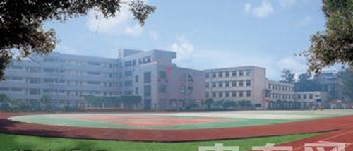 四川省成都市財(cái)貿(mào)職業(yè)高級(jí)中學(xué)校（成都財(cái)貿(mào)職中、財(cái)貿(mào)學(xué)校）塑膠操場(chǎng)