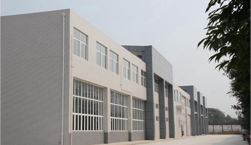 成都汽車職業(yè)技術(shù)學(xué)校（龍泉汽車學(xué)校）汽車實(shí)訓(xùn)大樓