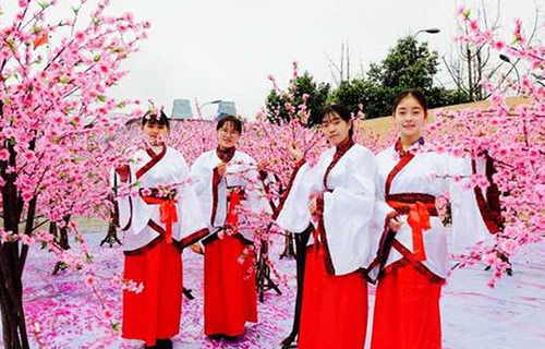 重慶工貿(mào)技師學(xué)院(重慶工貿(mào)高級(jí)技工學(xué)校)旅游服務(wù)與管理專(zhuān)業(yè)