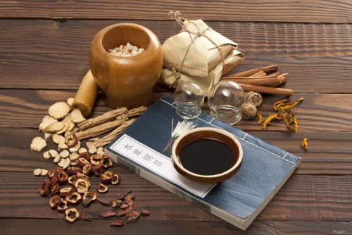 云南新興職業(yè)學(xué)校中藥學(xué)專業(yè)要學(xué)習(xí)哪些課程？就業(yè)方向有哪些？