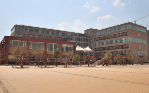 昆明理工大學(xué)建工樓
