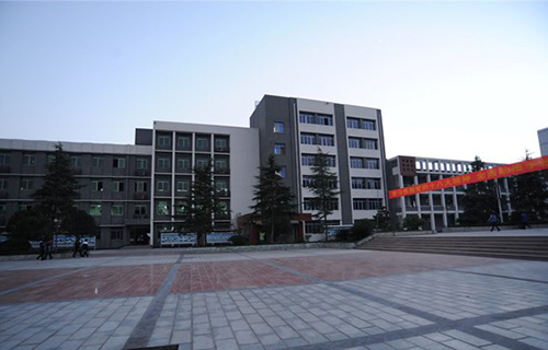九龍坡職教中心教學(xué)樓