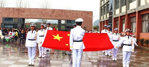 普定縣職業(yè)技術學校國旗隊