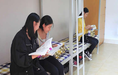 重慶工業(yè)管理職業(yè)學校寢室環(huán)境