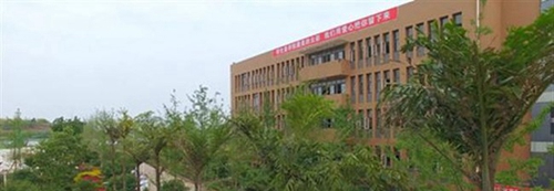 資陽汽車科技職業(yè)學校校園鳥瞰圖