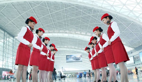 四川省簡陽市高級職業(yè)中學(xué)空乘專業(yè)學(xué)生實(shí)訓(xùn)
