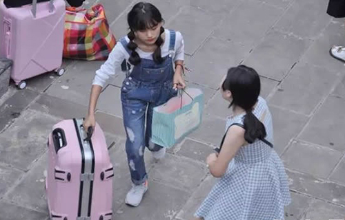 重慶市奉節(jié)職業(yè)教育中心學生入校