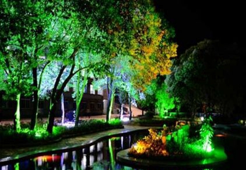 貴州盤江投資控股（集團(tuán)）有限公司技工學(xué)校夜景
