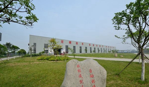 成都電子信息學(xué)校機械加工實訓(xùn)中心