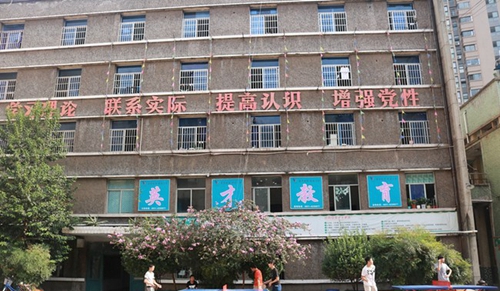宜賓南亞電子職業(yè)技術(shù)學(xué)校校園一角
