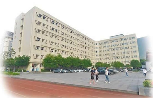 重慶市礦業(yè)工程學(xué)校學(xué)生風(fēng)貌