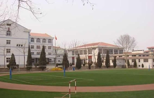 重慶市潼南區(qū)教師進(jìn)修學(xué)校學(xué)校運(yùn)動場地