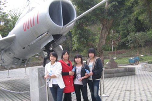 達(dá)州華南理工職業(yè)技術(shù)學(xué)校航空參展2
