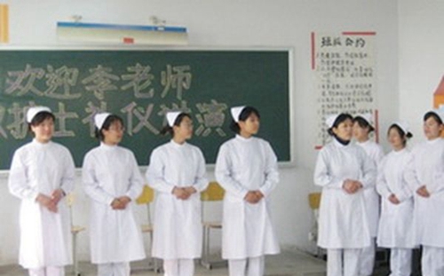 達(dá)州華南理工職業(yè)技術(shù)學(xué)校護(hù)理培訓(xùn)